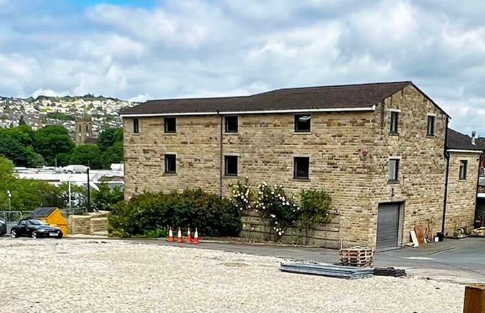 Parkwood Rise, Park Lane, Keighley - For-Sale